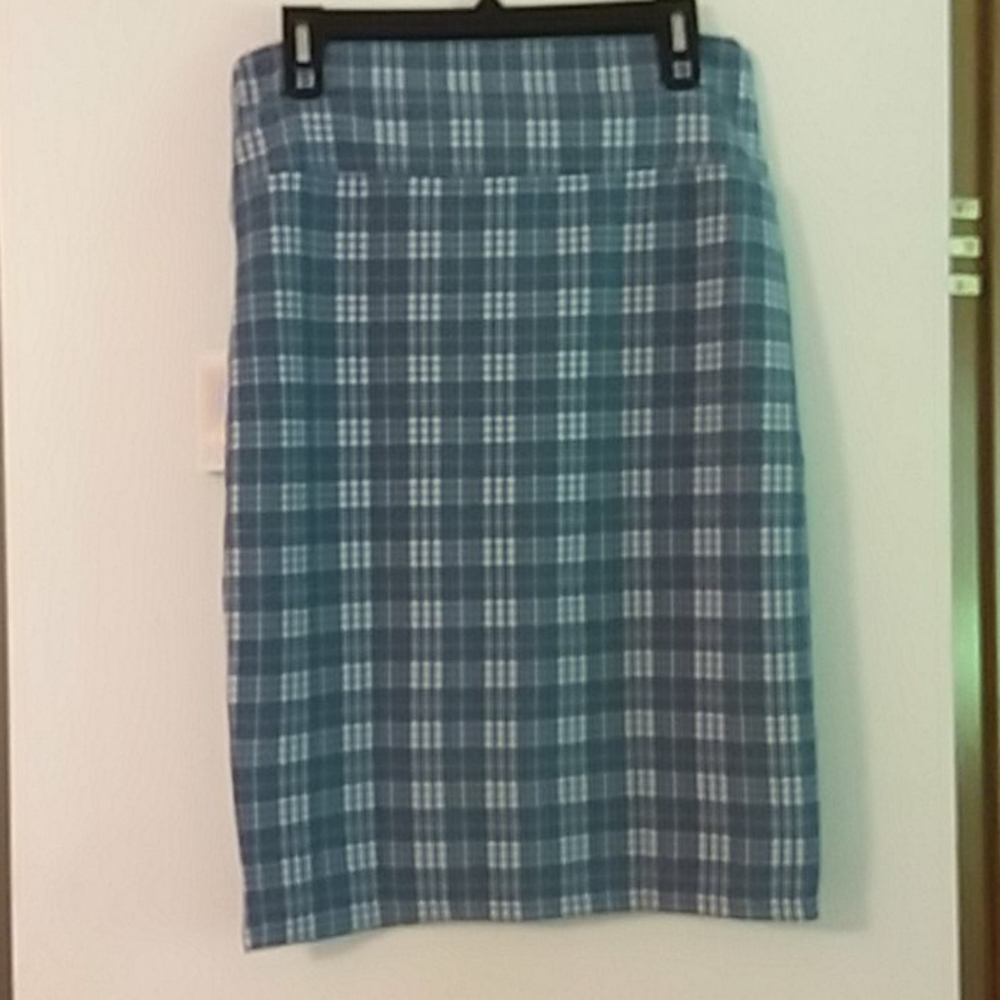 Lularoe Cassie skirt
